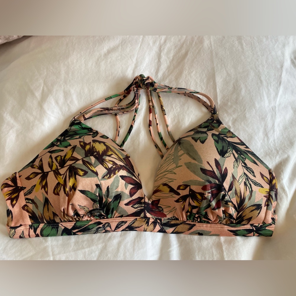 Athleta Swim Top - Size L - Used
